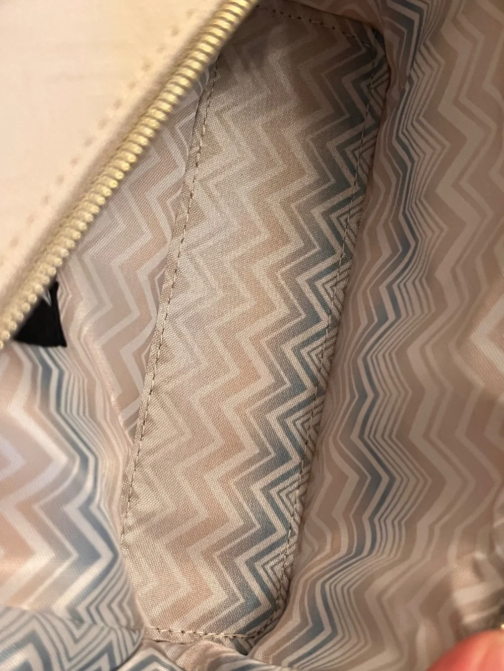 Missoni for Delta Cream Cosmetic Bag Never Used